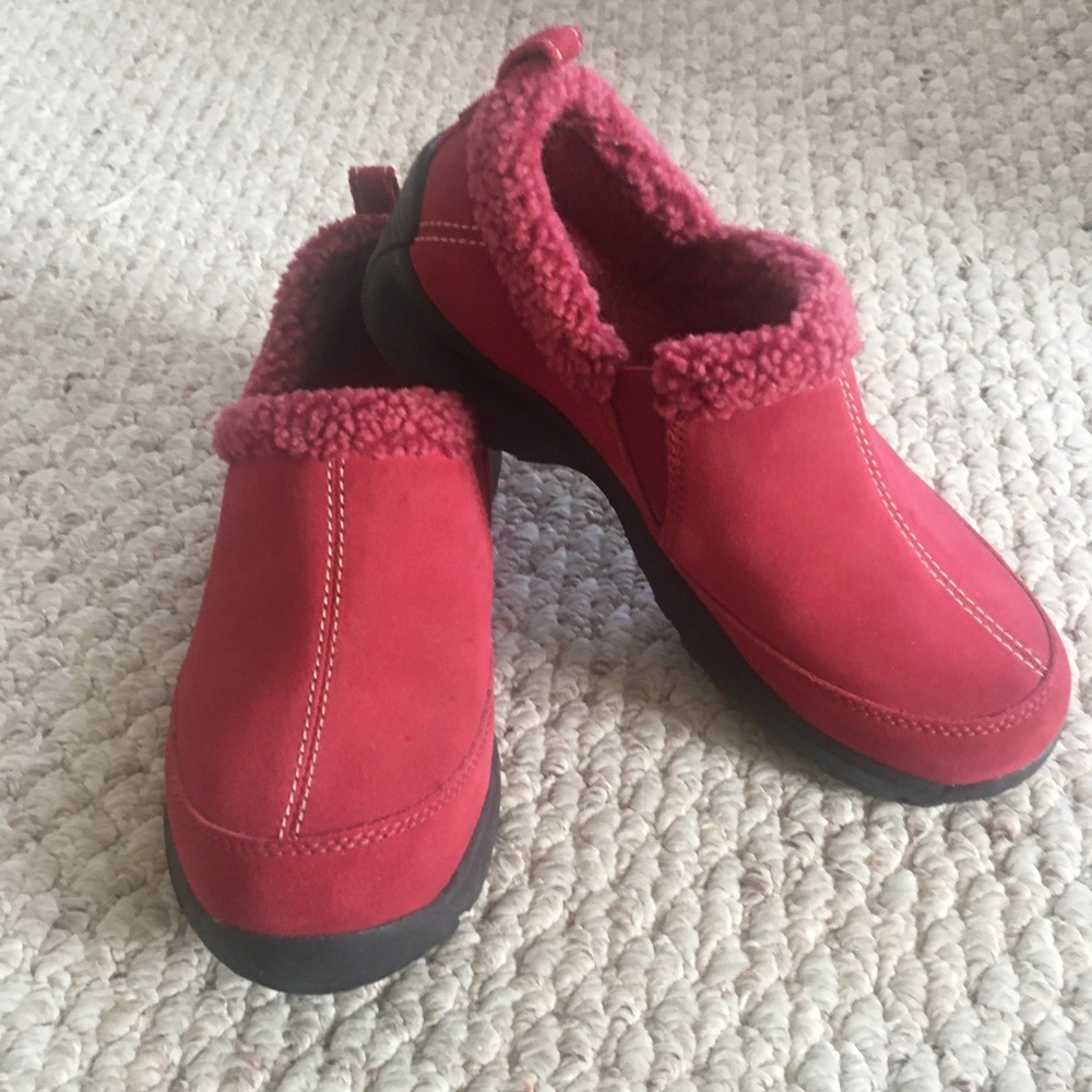 LAND’S END Red Suede Chalet Walking Shoe